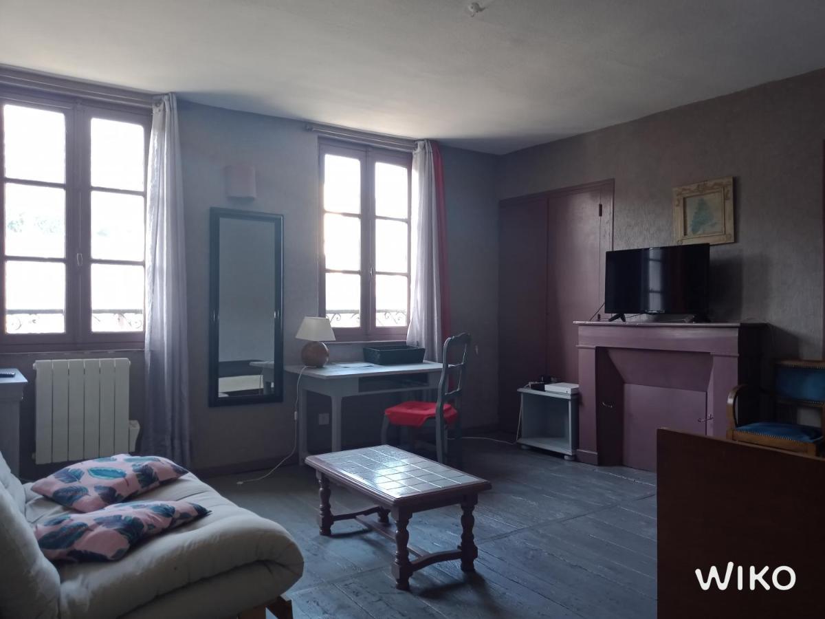 Appartement Centre Ville Avec Balcon -Terrasse Prive Tulle Dış mekan fotoğraf